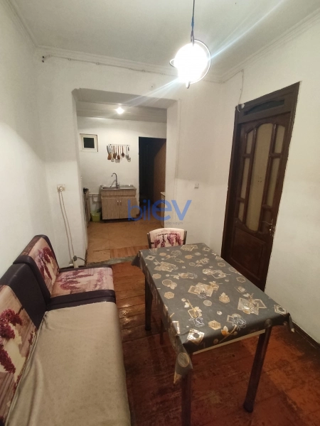 Satış 3 otaqlı Köhnə Tikili bina evi  50m², Bakı