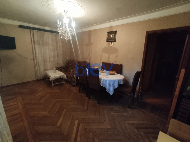 Satış 3 otaqlı Köhnə Tikili bina evi  50m², Bakı