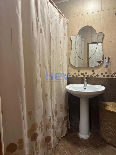 Satış 3 otaqlı Köhnə Tikili bina evi  72m², Bakı