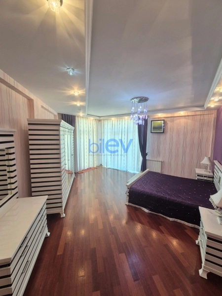 Satış 3 otaqlı Yeni Tikili bina evi  130m², Bakı
