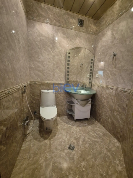 Satış 3 otaqlı Yeni Tikili bina evi  130m², Bakı