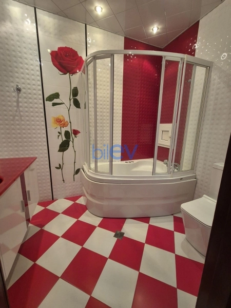 Satış 3 otaqlı Yeni Tikili bina evi  130m², Bakı