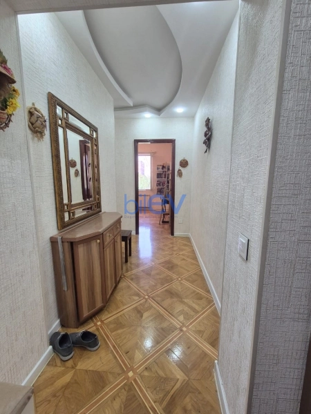 Satış 2 otaqlı Köhnə Tikili bina evi  50m², Bakı