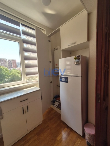 Satış 2 otaqlı Köhnə Tikili bina evi  50m², Bakı