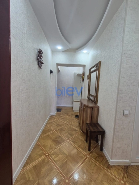 Satış 2 otaqlı Köhnə Tikili bina evi  50m², Bakı