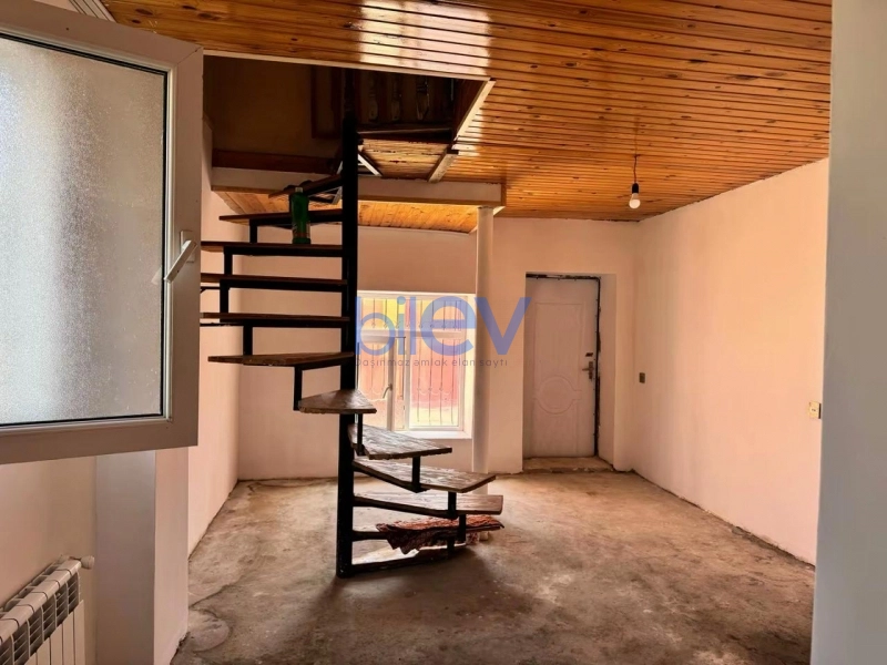 Satış 3 otaqlı Həyət evi  215m², Bakı