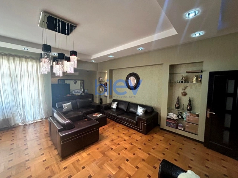 Satış 3 otaqlı Yeni Tikili bina evi  148m², Bakı