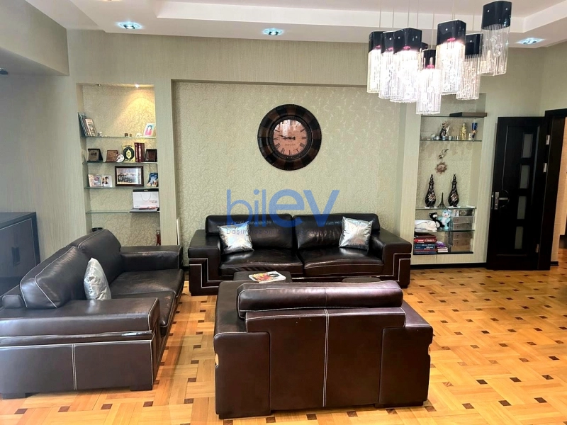 Satış 3 otaqlı Yeni Tikili bina evi  148m², Bakı