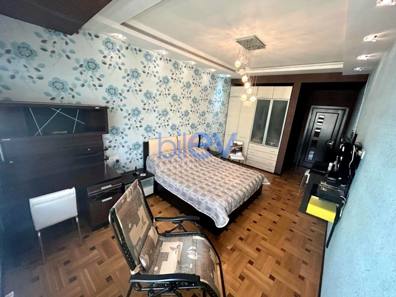 Satış 3 otaqlı Yeni Tikili bina evi  148m², Bakı
