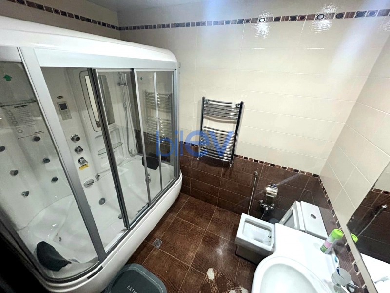 Satış 3 otaqlı Yeni Tikili bina evi  148m², Bakı