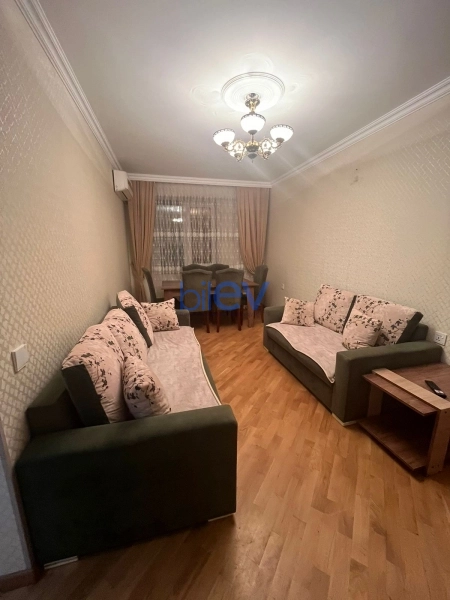 Aylıq Kirayə 2 otaqlı Yeni Tikili bina evi  82m², Bakı