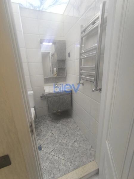 Aylıq Kirayə 2 otaqlı Yeni Tikili bina evi  55m², Bakı