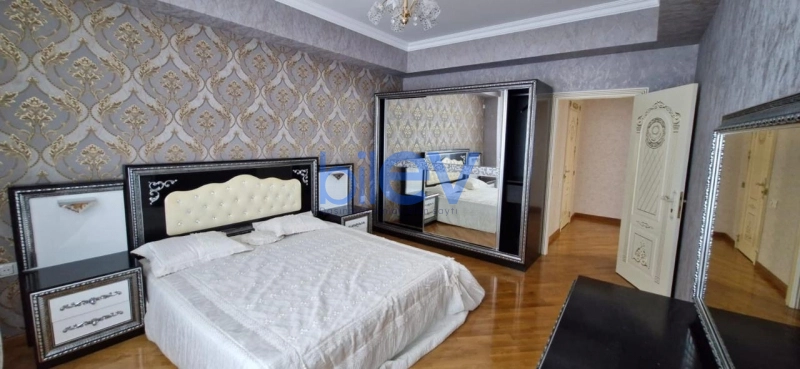 Aylıq Kirayə 2 otaqlı Yeni Tikili bina evi  100m², Bakı