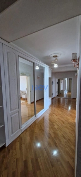 Aylıq Kirayə 2 otaqlı Yeni Tikili bina evi  100m², Bakı