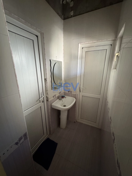 Aylıq Kirayə 1 otaqlı Həyət evi  1m², Bakı