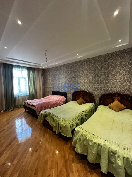 Aylıq Kirayə 3 otaqlı Köhnə Tikili bina evi  80m², Bakı