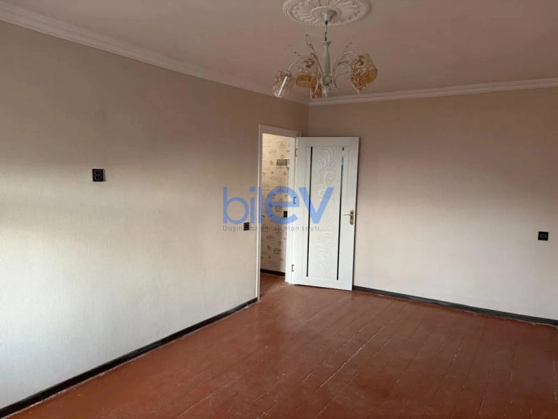 Satış 2 otaqlı Köhnə Tikili bina evi  50m², Bakı