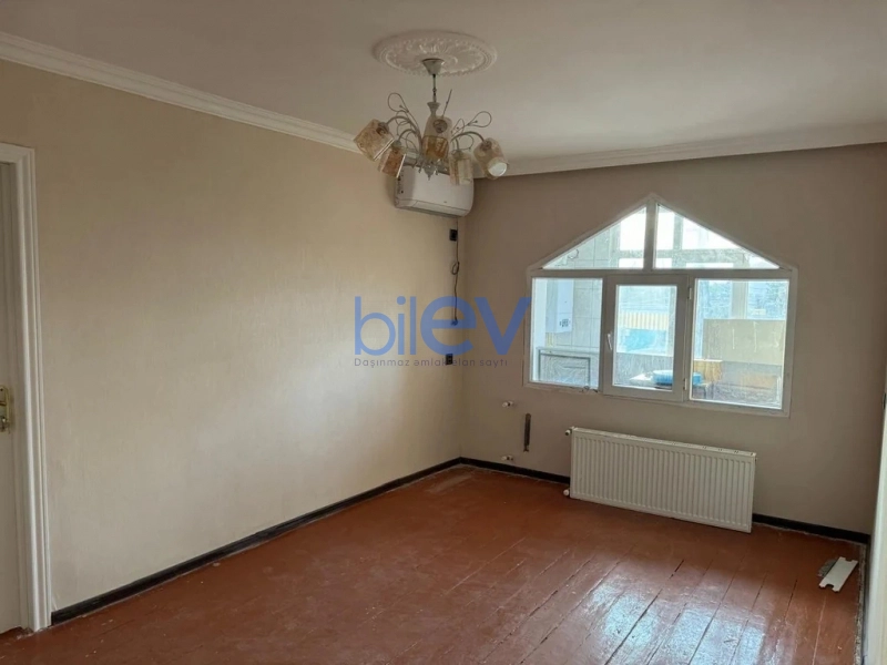 Satış 2 otaqlı Köhnə Tikili bina evi  50m², Bakı