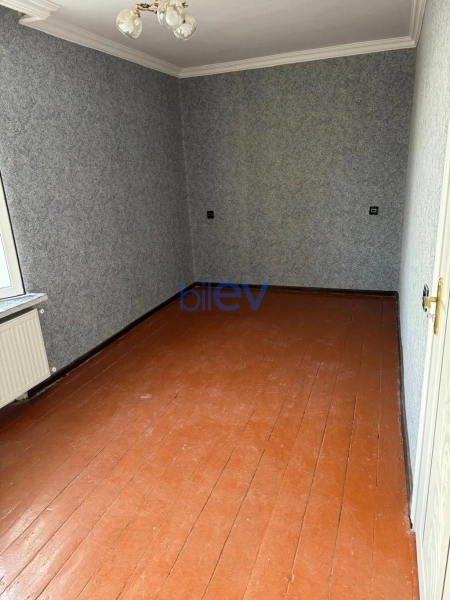 Satış 2 otaqlı Köhnə Tikili bina evi  50m², Bakı