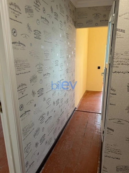 Satış 2 otaqlı Köhnə Tikili bina evi  50m², Bakı