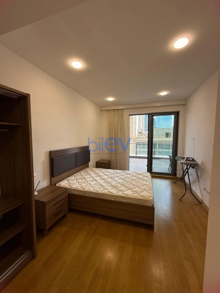 Aylıq Kirayə 2 otaqlı Yeni Tikili bina evi  90m², Bakı