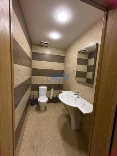 Aylıq Kirayə 2 otaqlı Yeni Tikili bina evi  90m², Bakı