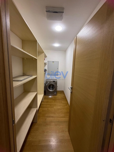 Aylıq Kirayə 2 otaqlı Yeni Tikili bina evi  90m², Bakı