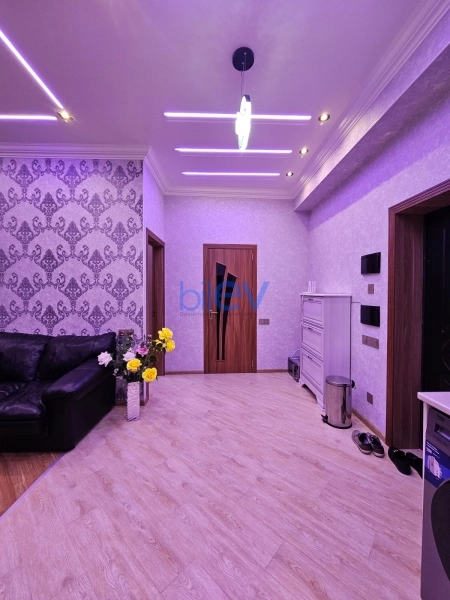 Satış 2 otaqlı Yeni Tikili bina evi  60m², Bakı