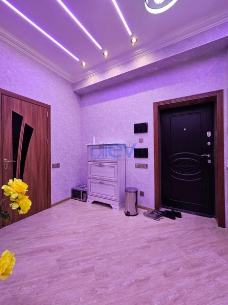Satış 2 otaqlı Yeni Tikili bina evi  60m², Bakı