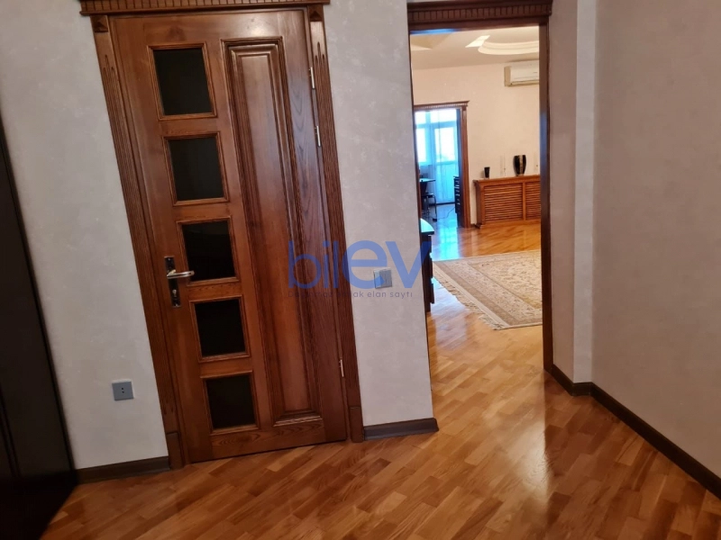Satış 4 otaqlı Yeni Tikili bina evi  150m², Bakı
