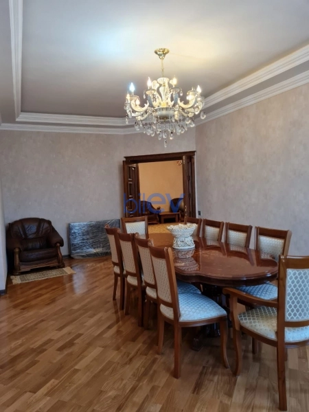 Satış 4 otaqlı Yeni Tikili bina evi  150m², Bakı
