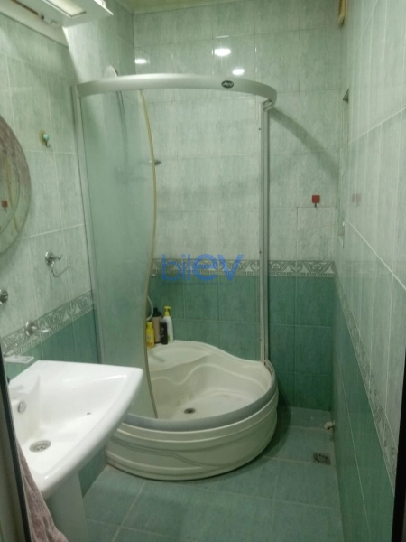 Aylıq Kirayə 3 otaqlı Köhnə Tikili bina evi  65m², Bakı