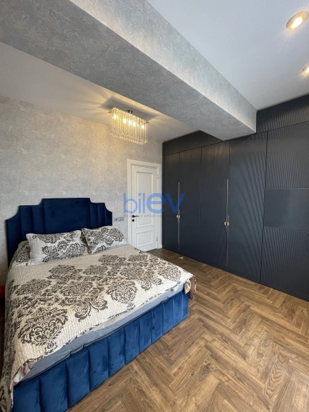 Satış 4 otaqlı Yeni Tikili bina evi  130m², Bakı