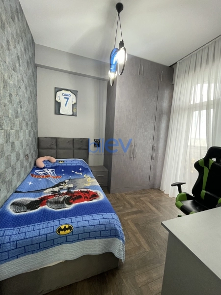 Satış 4 otaqlı Yeni Tikili bina evi  130m², Bakı