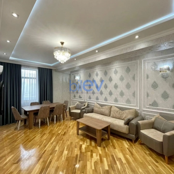 Aylıq Kirayə 2 otaqlı Yeni Tikili bina evi  90m², Bakı