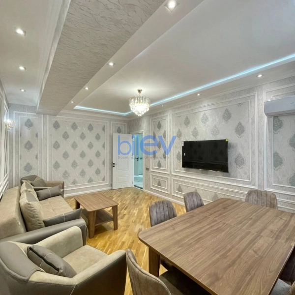 Aylıq Kirayə 2 otaqlı Yeni Tikili bina evi  90m², Bakı