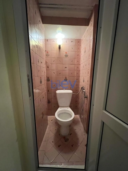 Aylıq Kirayə 3 otaqlı Köhnə Tikili bina evi  100m², Bakı