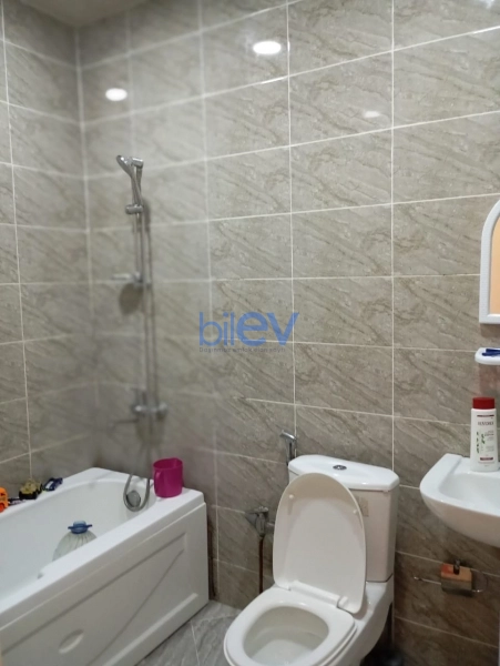 Satış 2 otaqlı Yeni Tikili bina evi  71m², Bakı
