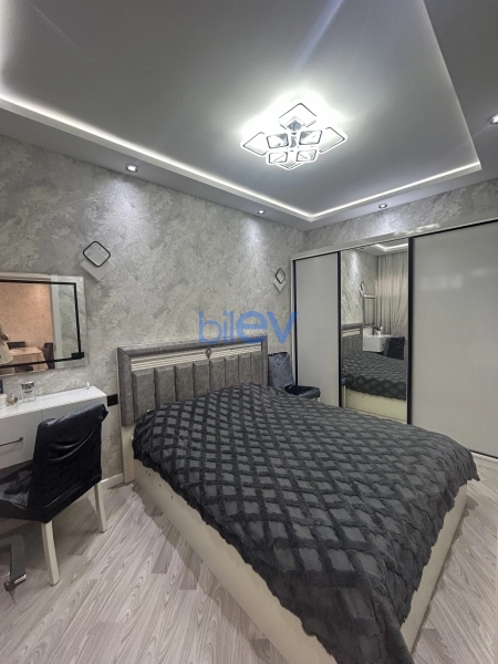 Satış 2 otaqlı Köhnə Tikili bina evi  45m², Bakı