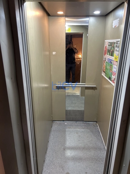 Satış 2 otaqlı Köhnə Tikili bina evi  45m², Bakı