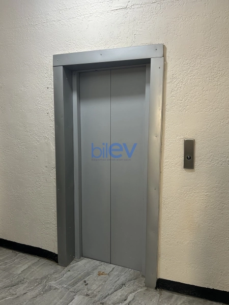 Satış 2 otaqlı Köhnə Tikili bina evi  45m², Bakı