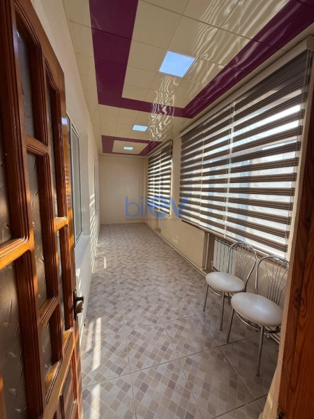 Aylıq Kirayə 5 otaqlı Köhnə Tikili bina evi  138m², Bakı