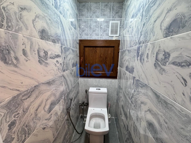Satış 2 otaqlı Köhnə Tikili bina evi  80m², Bakı