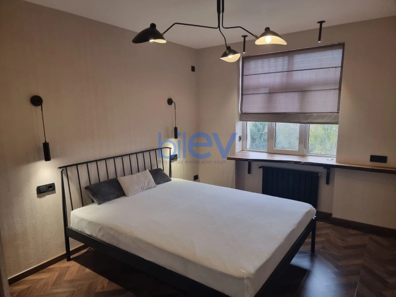 Satış 2 otaqlı Köhnə Tikili bina evi  60m², Bakı