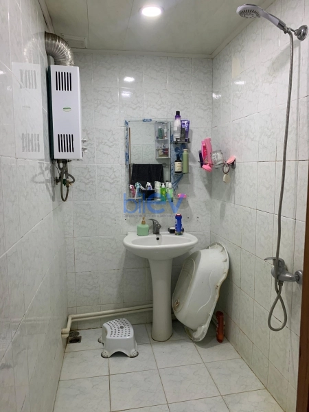 Satış 2 otaqlı Köhnə Tikili bina evi  66m², Bakı