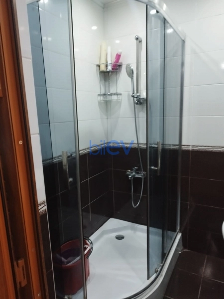 Aylıq Kirayə 2 otaqlı Köhnə Tikili bina evi  60m², Bakı