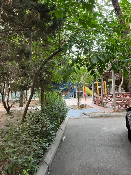 Satış 2 otaqlı Köhnə Tikili bina evi  60m², Bakı