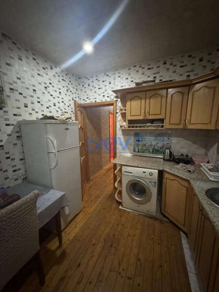 Aylıq Kirayə 3 otaqlı Yeni Tikili bina evi  80m², Bakı