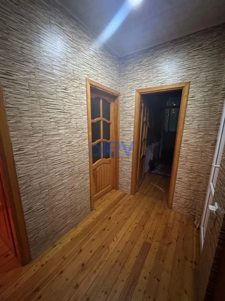 Aylıq Kirayə 3 otaqlı Yeni Tikili bina evi  80m², Bakı