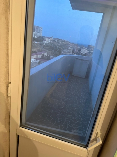 Aylıq Kirayə 3 otaqlı Yeni Tikili bina evi  120m², Bakı